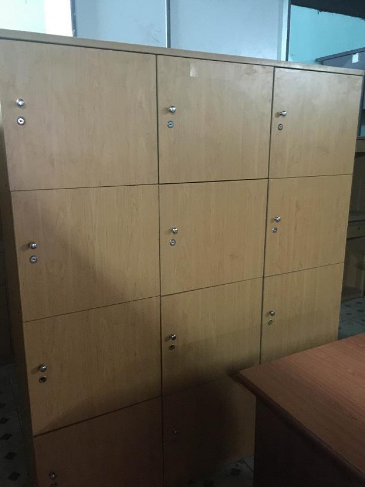 Thanh Lý Tủ Locker Gỗ 12 Ngăn Cũ